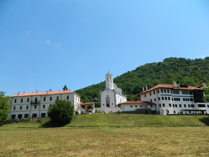 српски манастир